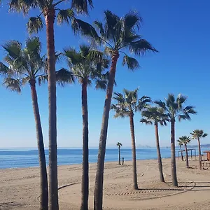 apartamento-pequeo-a-40m-de-la-playa.es-andalucia.com/