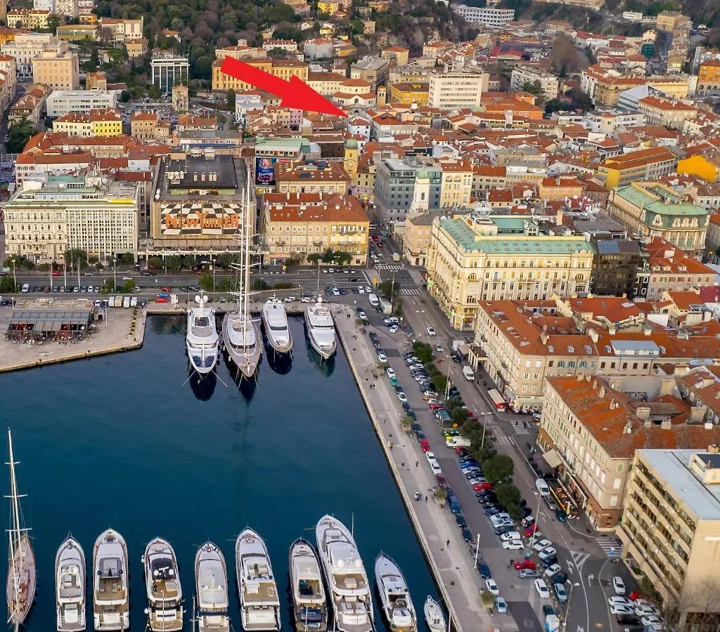 Area2 Center Luxury Apartment Rijeka